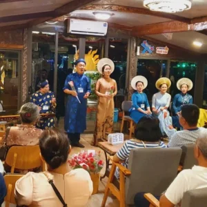 Alternative view of Vé tour ghép nghe ca Huế cao cấp