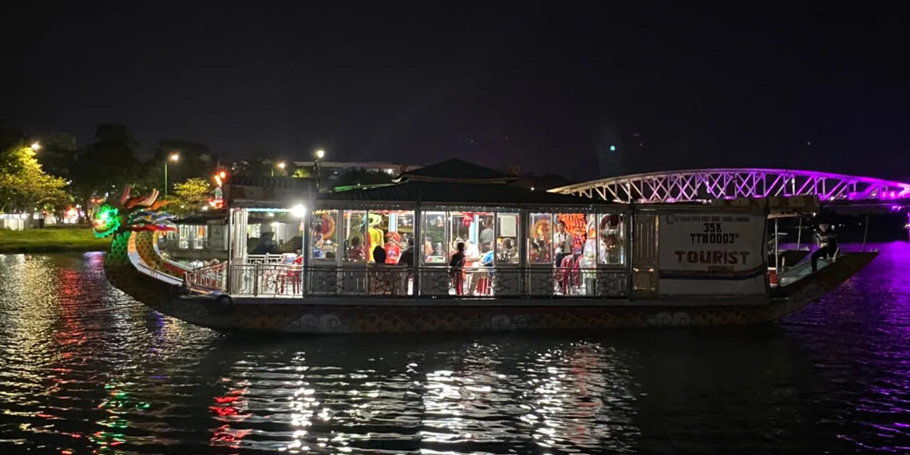 Vé tour ghép nghe ca Huế trên sông Hương - Ảnh 4
